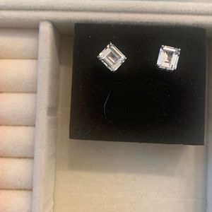 Lab created white Sapphire Princess cut sterling silver earring
